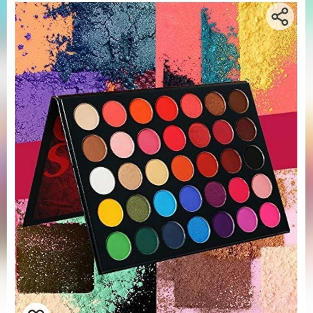 EYESHADOW PALETTE